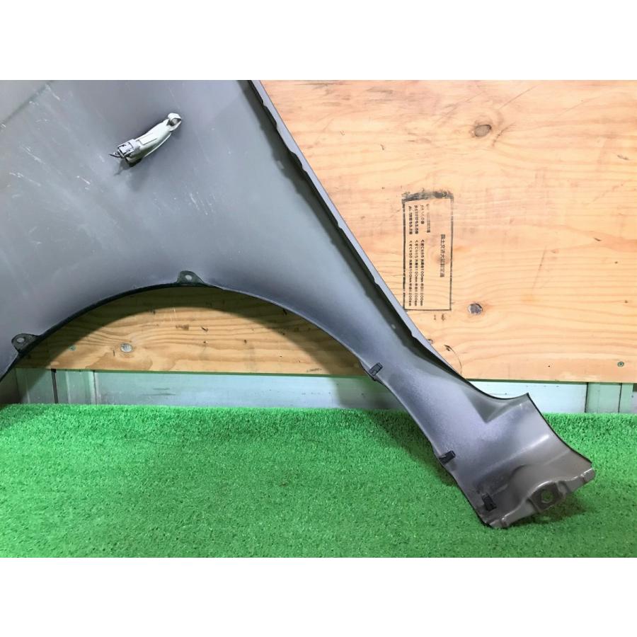 ひ*き様 新品未使用未装着ダイハツ純正LA100S/110Sムーヴ後期用フォグラ 格納 ダイハツ ムーヴカスタム (LA100S/LA110S 後期) 対応 LED