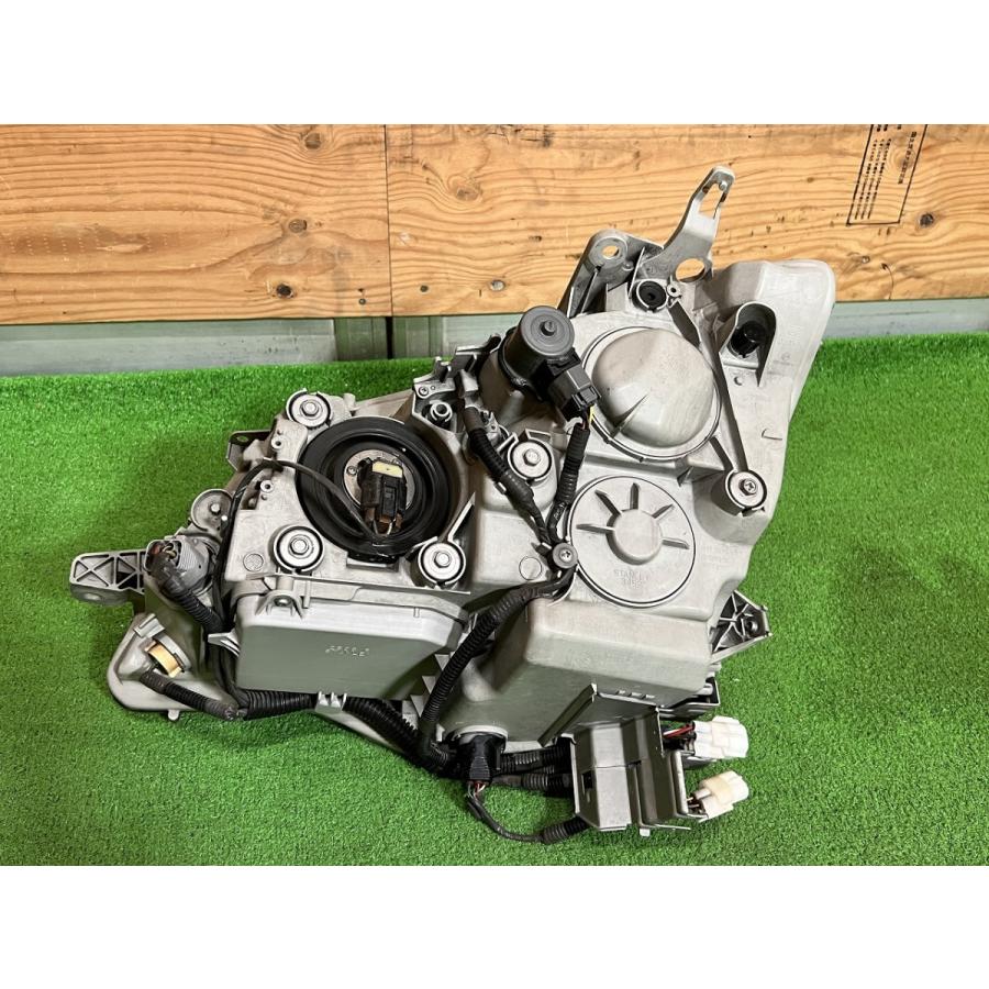 トヨタ純正GRS180クラウン アスリート 後期 ヘッド ライト左右30-313 トヨタ☆クラウン アスリート GRS180 純正 右ヘッドライト STANLEY 30