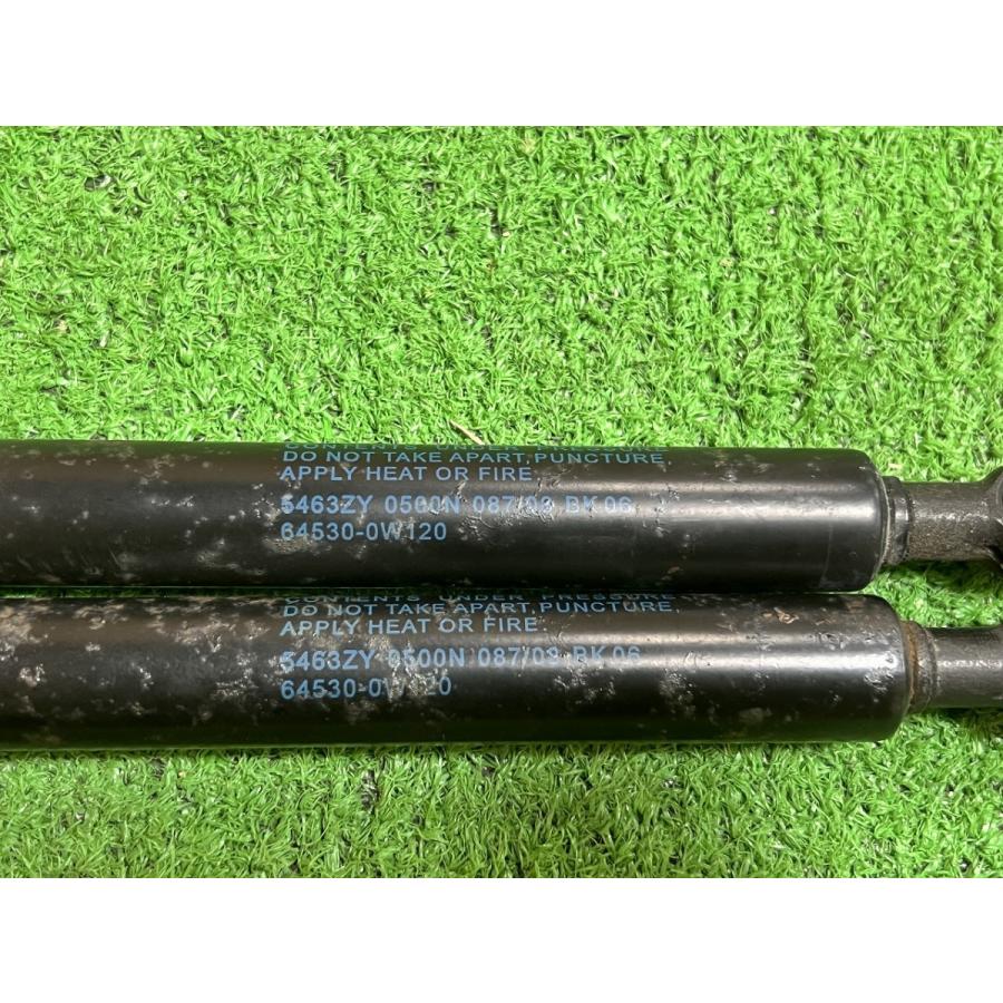 トヨタ☆クラウン ハイブリット GWS204 トランクアブソーバー