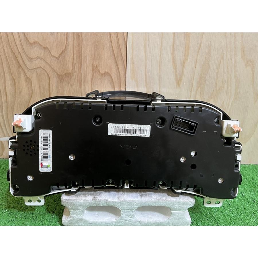 スズキ☆スイフト ZC72S 純正 スピードメーター 走行距離