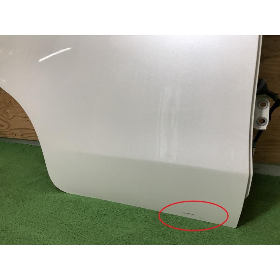 ダイハツ☆ムーヴ カスタムX LA100S 純正 右リアドア パールホワイト