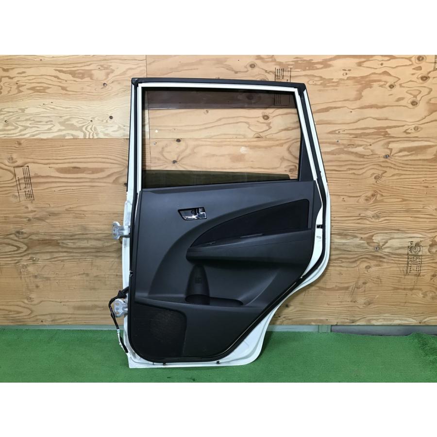 ダイハツ☆ムーヴ カスタムX LA100S 純正 右リアドア パールホワイト 