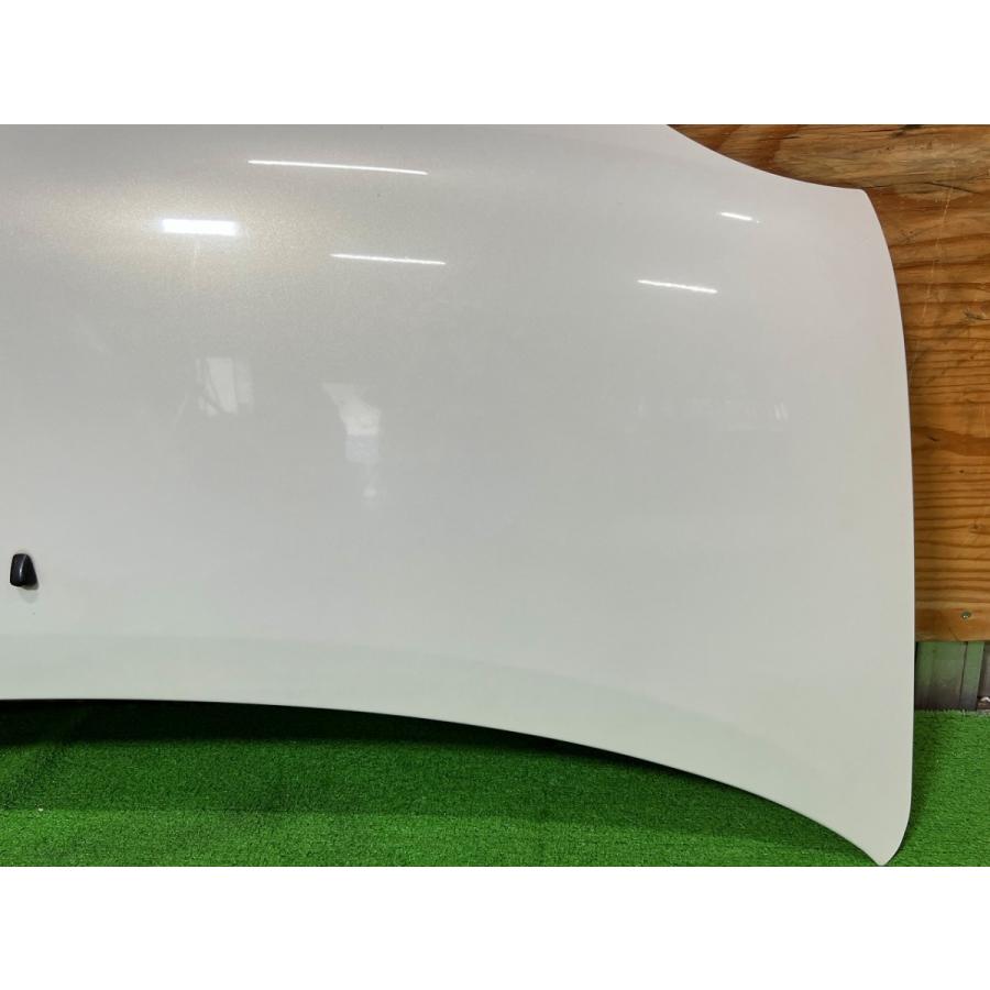 ダイハツ☆ムーヴラテ L550S 純正 ボンネット パールホワイト／W16 