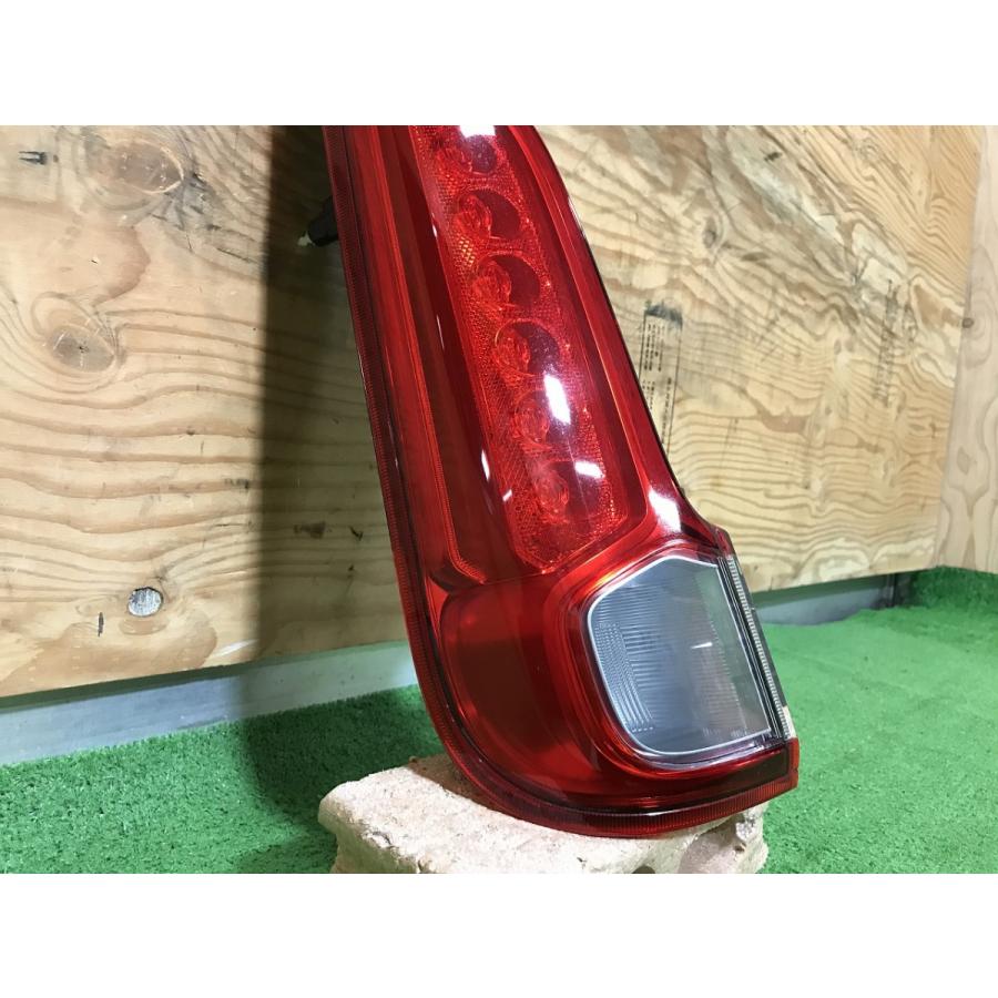 スズキ☆スペーシア MK32S／MK42S 純正 左テールライト KOITO 220