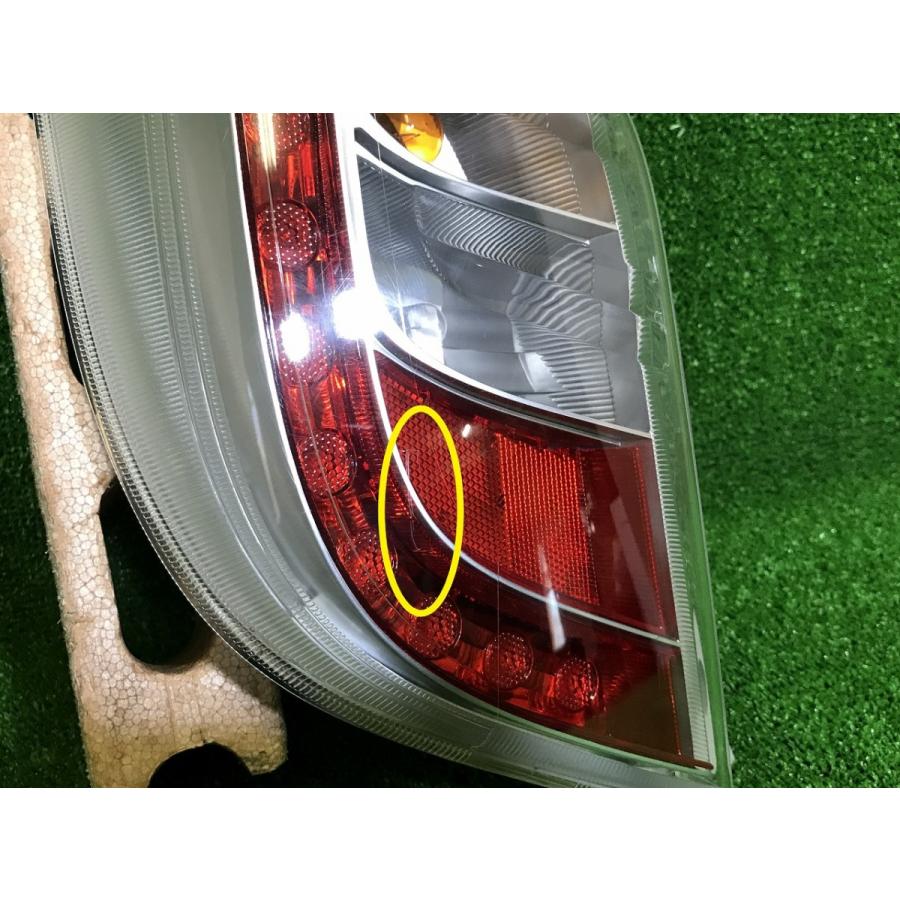 ダイハツ☆ミライース LA300S 純正 左テールライト TOKAI DENSO