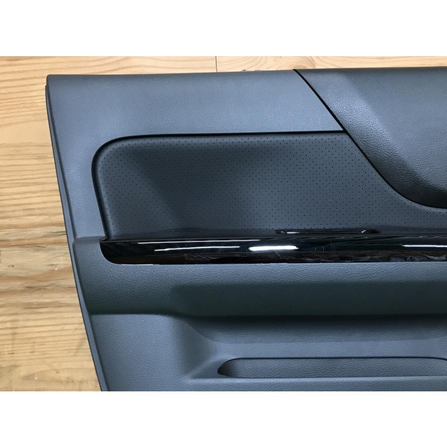 スズキ☆スペーシア カスタム MK32S 左 フロント ドアトリム 内張り 
