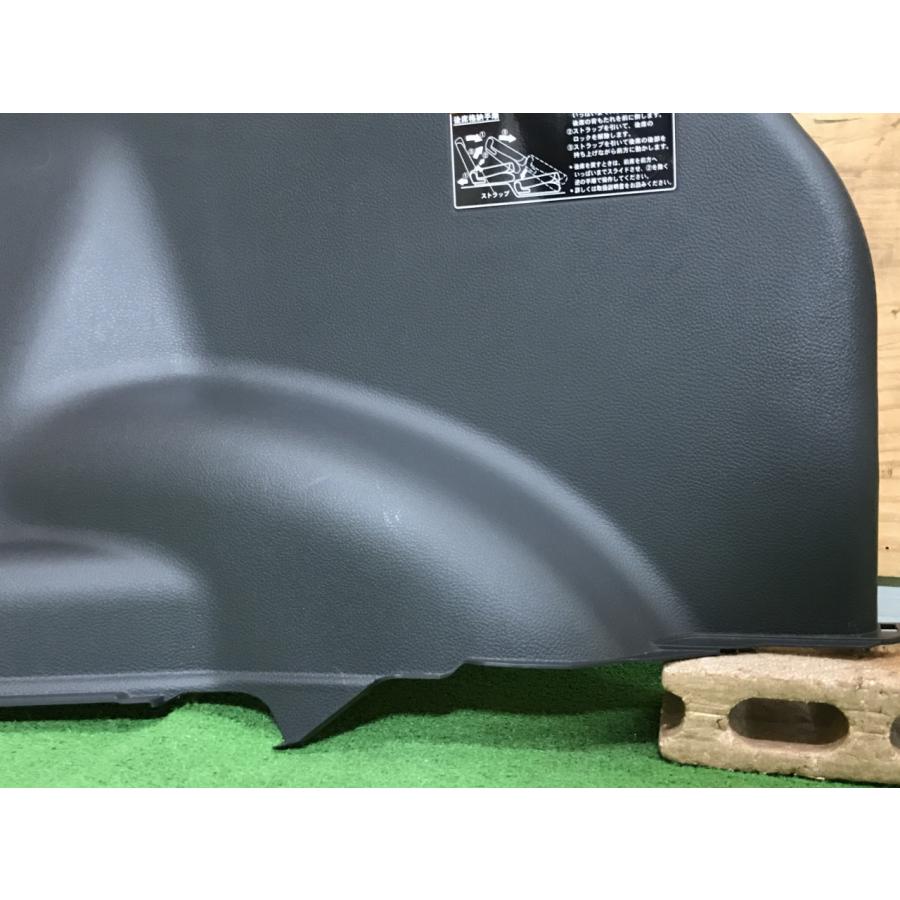 スズキ☆スペーシア カスタム MK32S 左 リア クォータートリム 内張り