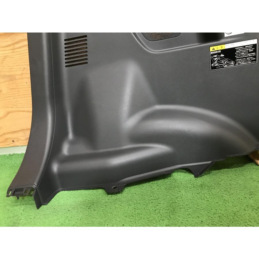 スズキ☆スペーシア カスタム MK32S 左 リア クォータートリム 内張り