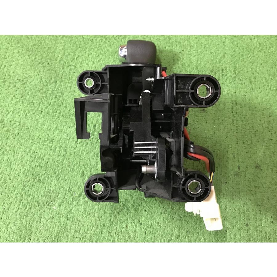 三菱☆デリカD2／スズキ☆ソリオ MB15S 純正 AT シフトレバー