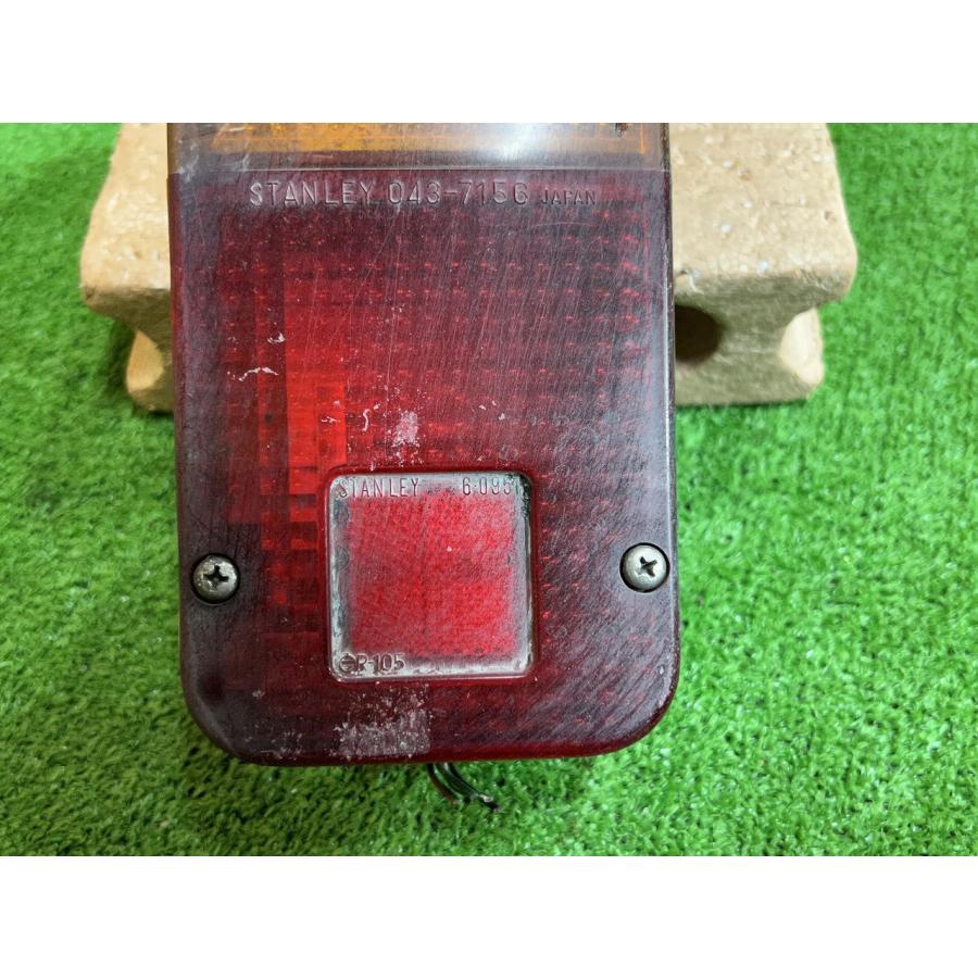 三菱☆ミニキャブトラック U42T 純正 右 テールライト STANLEY 043 