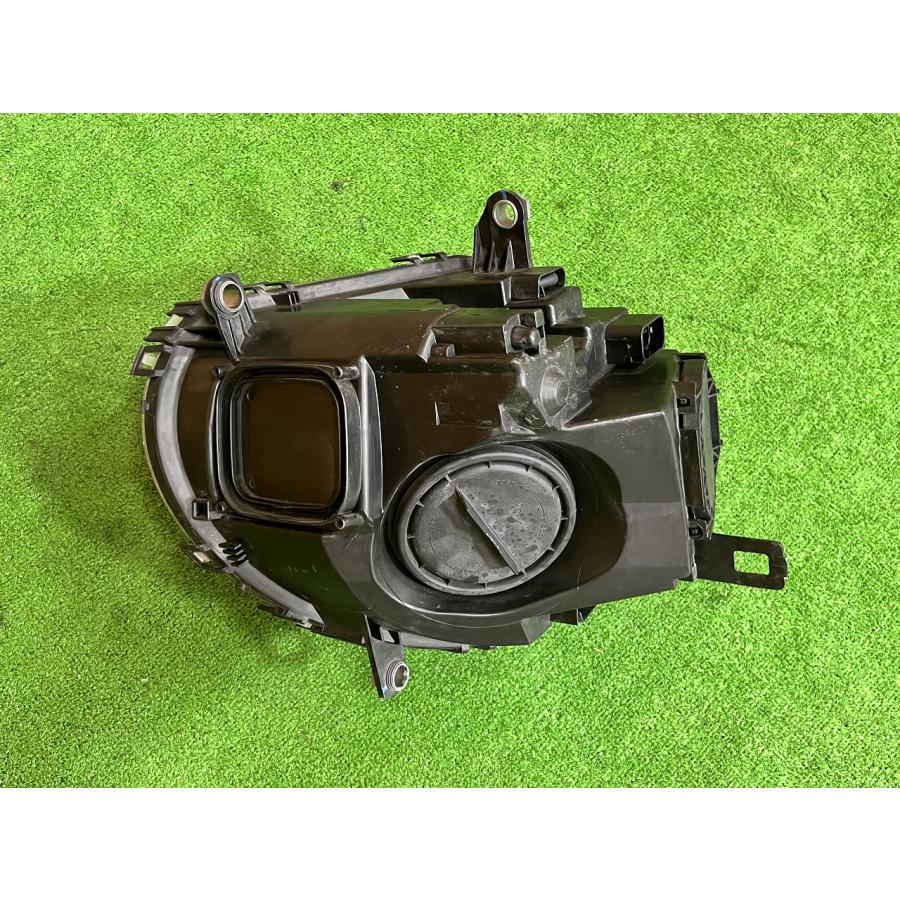 BMW☆MINI／ミニ ONE R56 ABA-ME14 純正 右 ヘッドライト 0301225704