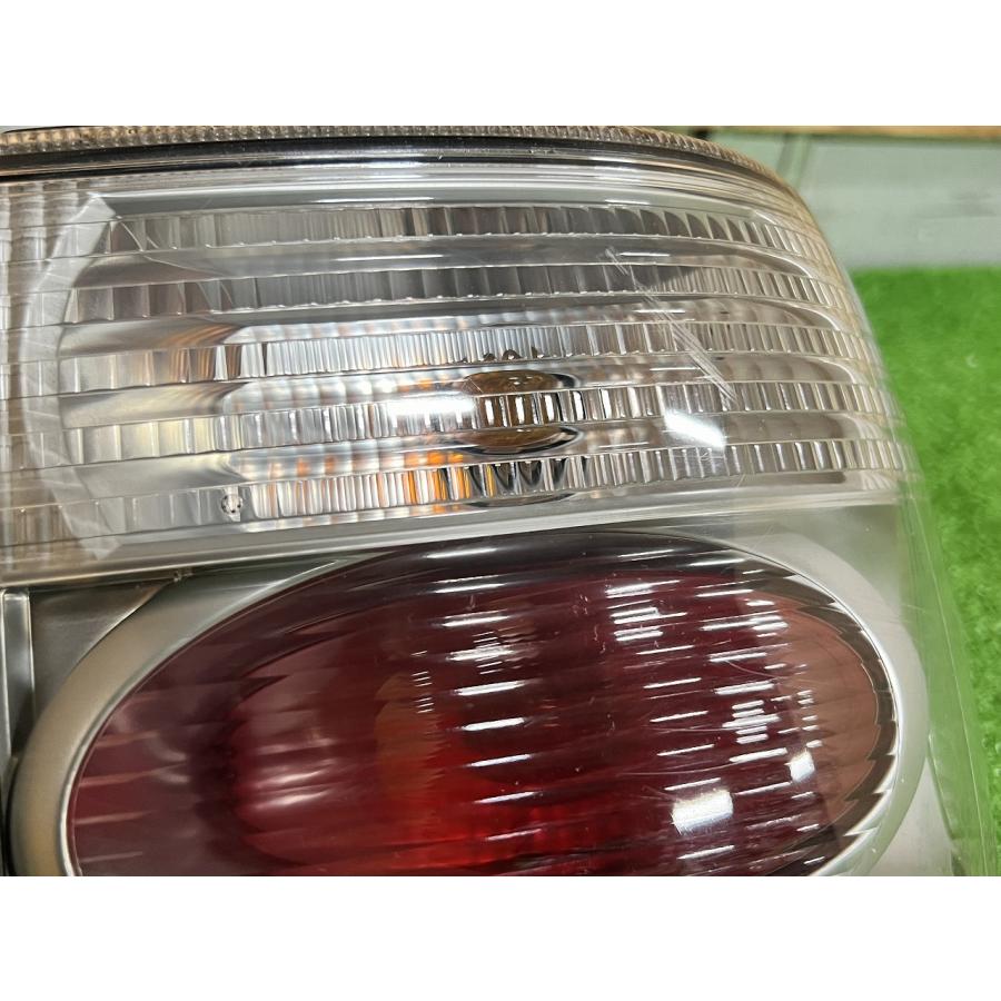 ダイハツ☆タント L350S 純正 右 テールライト ICHIKOH D021A : 株式