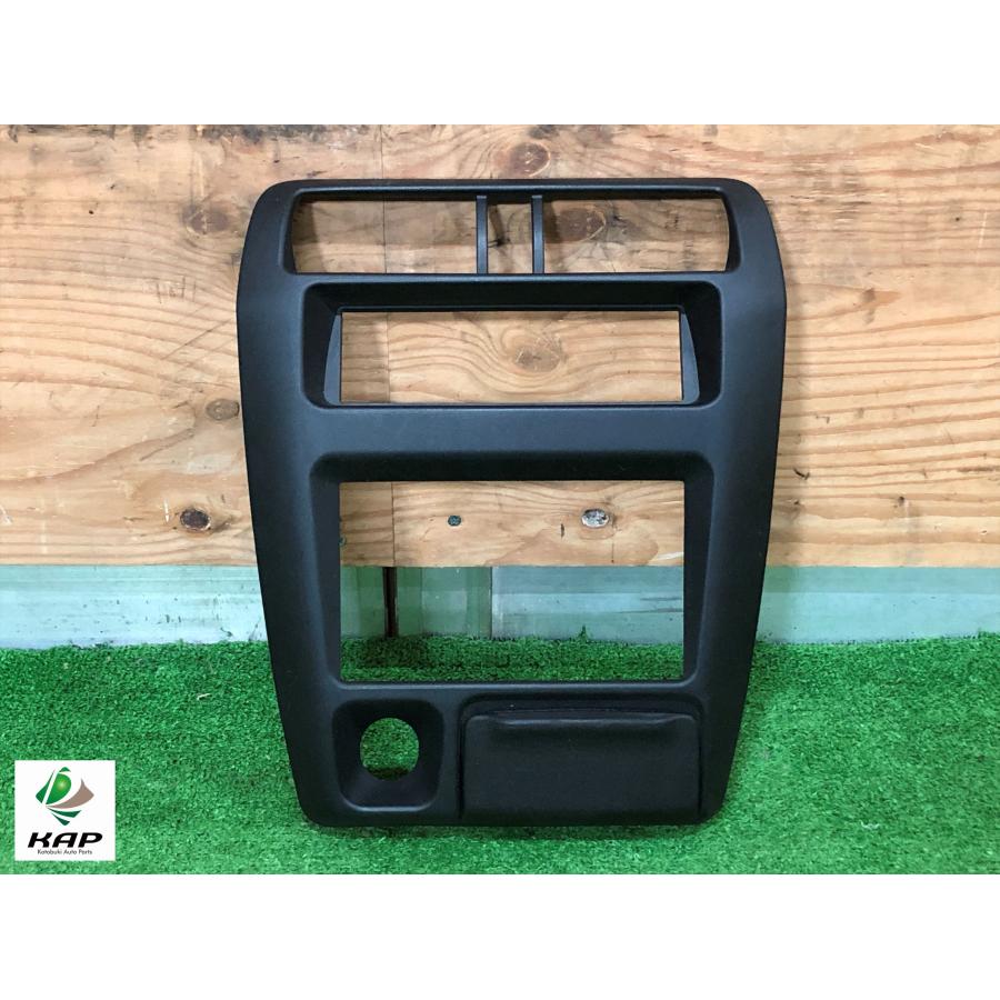 三菱☆タウンボックス U61W 純正 センターパネル オーディオパネル