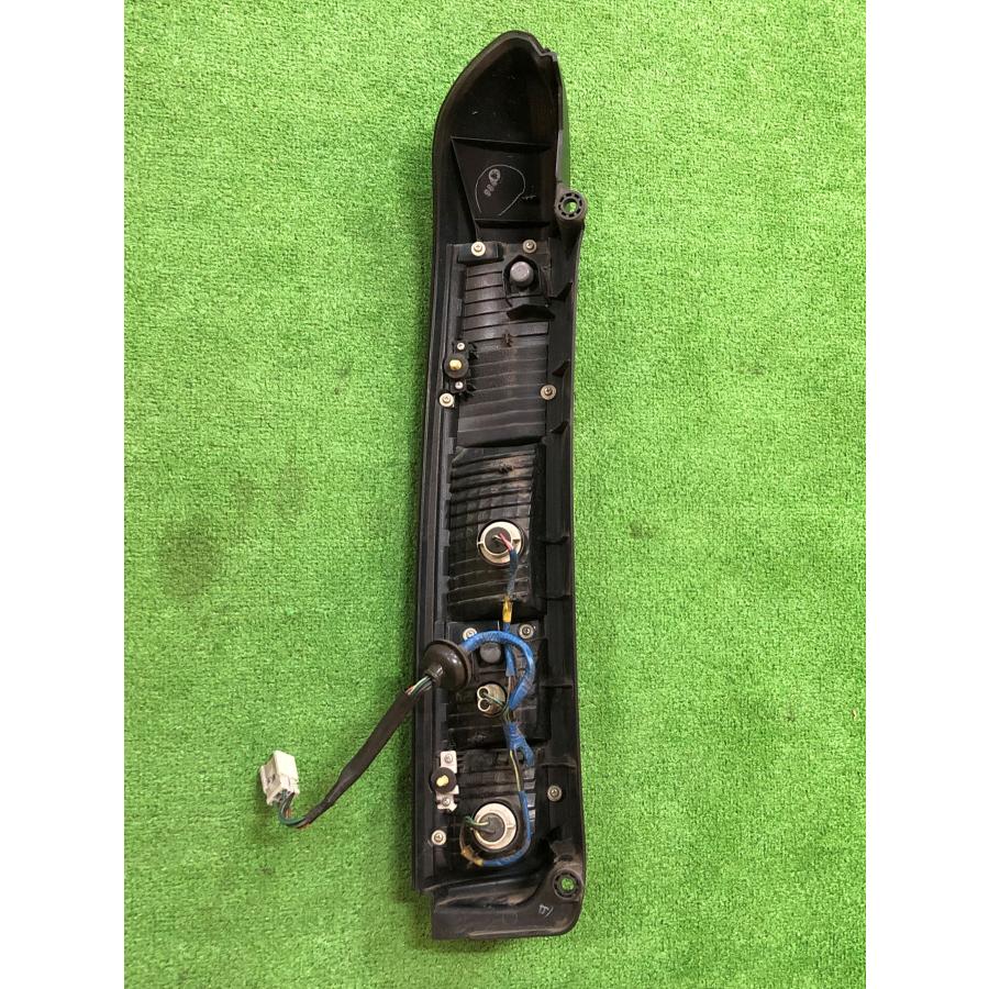 ホンダ☆バモス HM1 純正 右テールライト KOITO 220-22816 : 株式会社