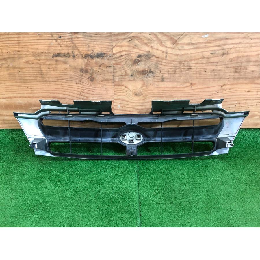ダイハツ☆テリオスキッド J111G 純正 フロントグリル 5311-87418