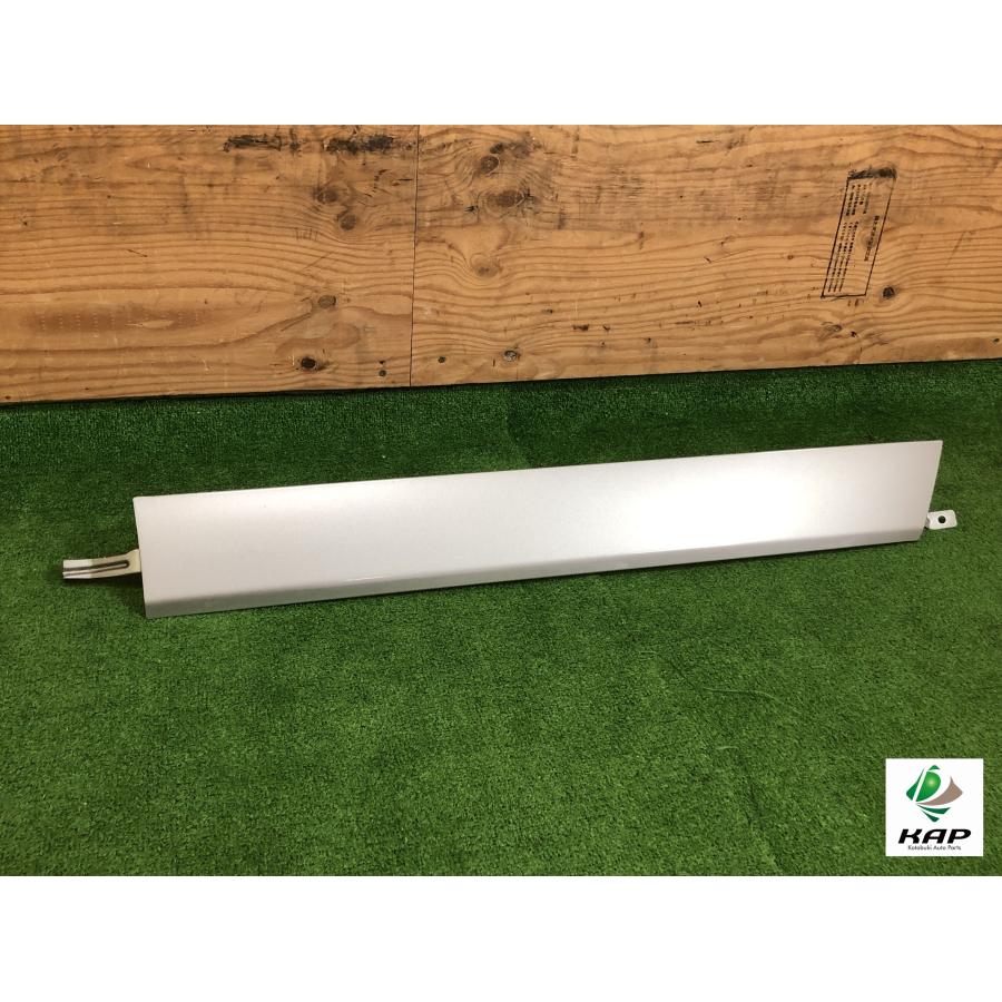 日産☆セレナ CNC25 左 スライドドア レールカバー ダイヤモンド