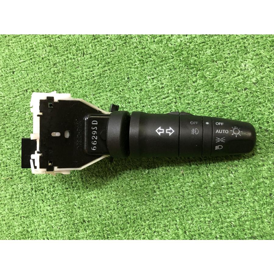 日産☆セレナ CNC25 ヘッドライト・ワイパースイッチ レバースイッチ