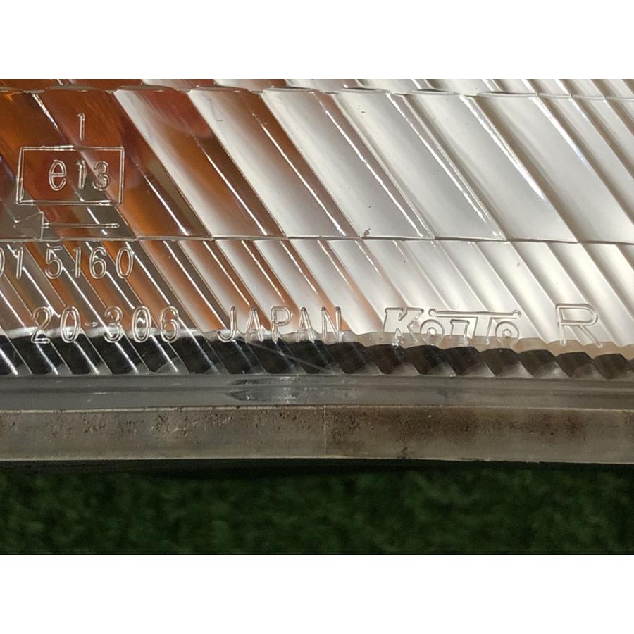 トヨタ☆カルディナ CT190G 純正 右コーナーランプ KOITO 20-306