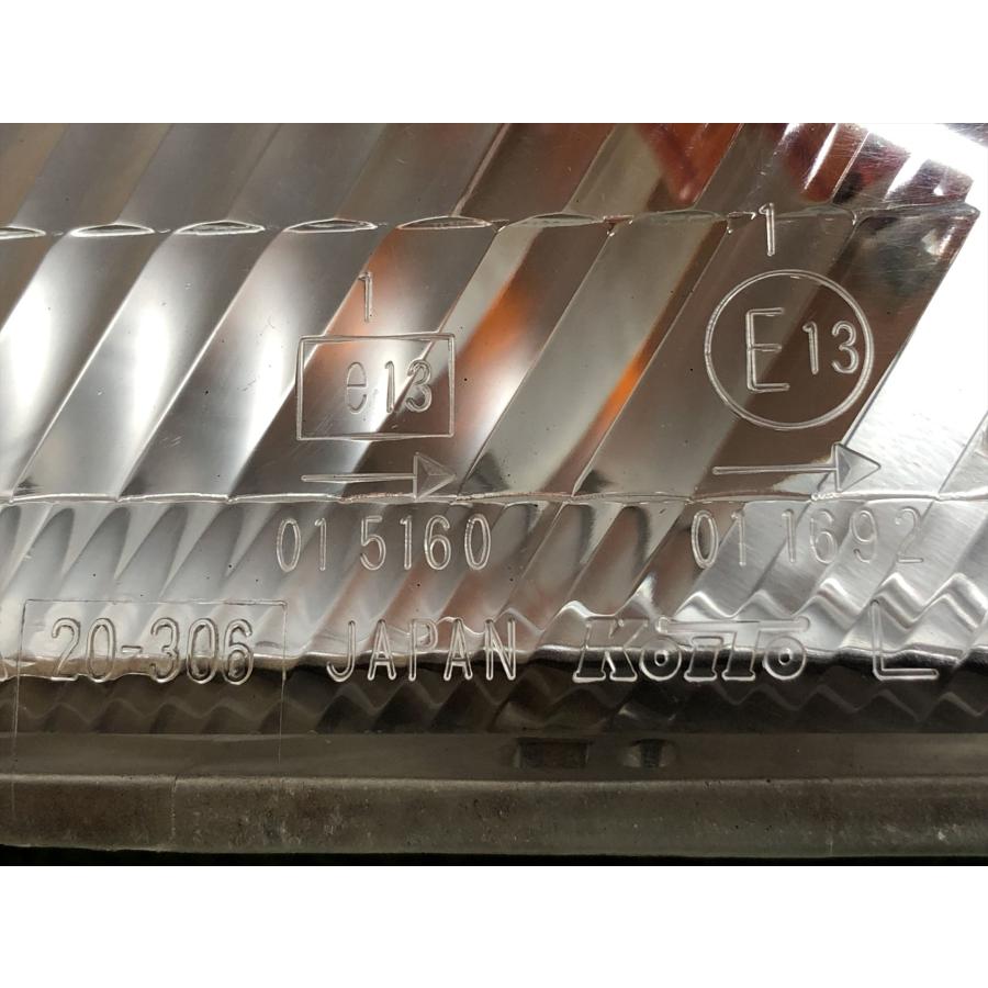 トヨタ☆カルディナ CT190G 純正 左コーナーランプ KOITO 20-306 