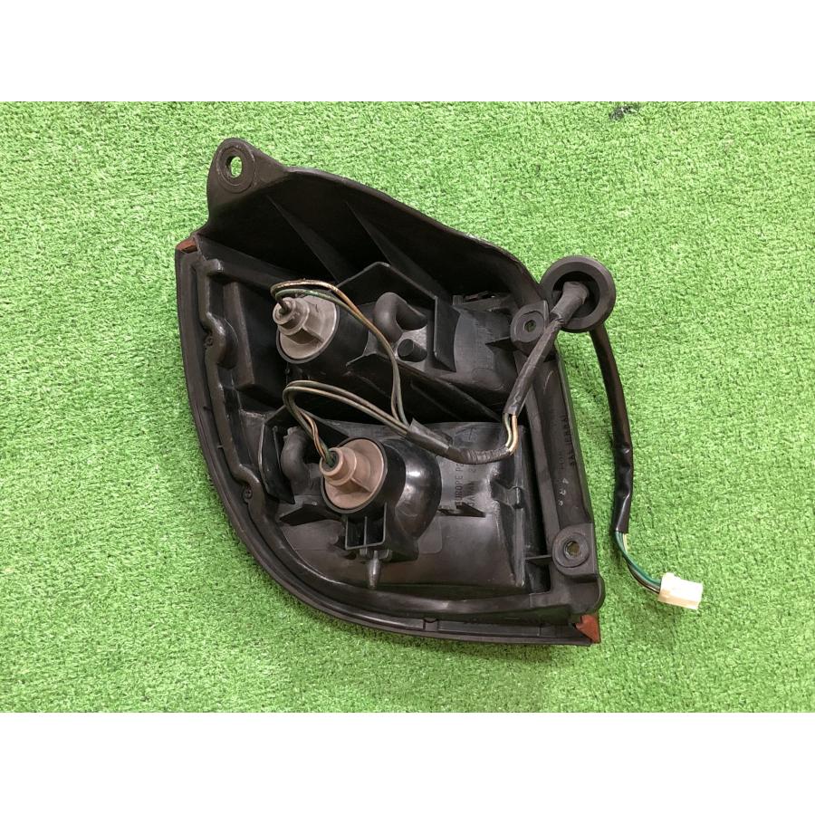 トヨタ☆カルディナ CT190G 純正 右テールライト ICHIKOH 7362 : 株式