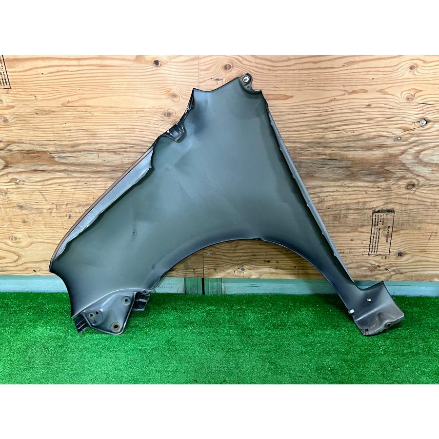 ダイハツ☆ムーヴラテ L550S 純正 右 フェンダー アストラルブラック