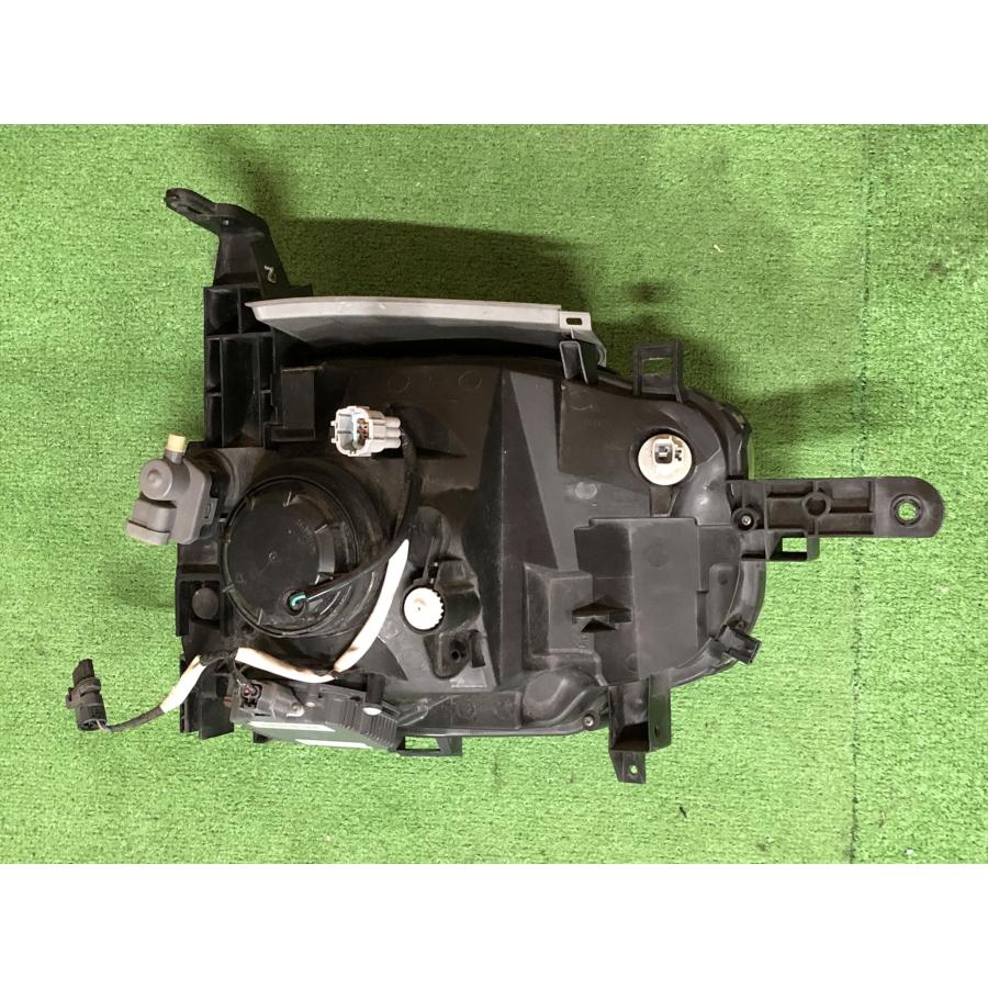 日産E11ノート純正HIDヘッドライト左右　イチコー1758 キセノン 日産E11ノート純正HIDヘッドライト左右 イチコー1758 キセノン ☆光軸