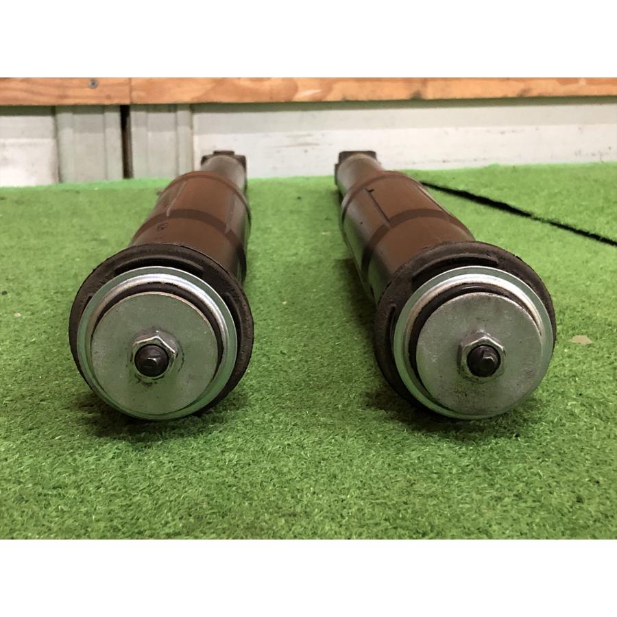 トヨタ☆アクア NHP10 純正 リア ショックアブソーバー・コイル