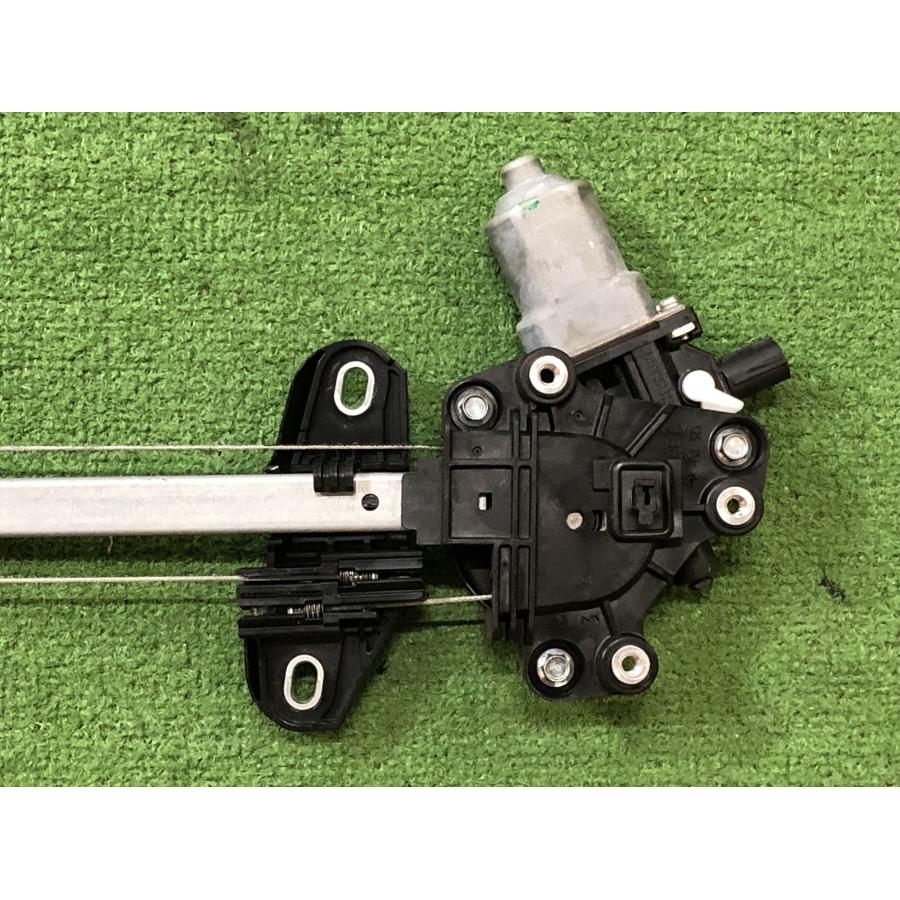 ホンダ☆N-BOX カスタム JF1 左フロント ウィンドウレギュレーター