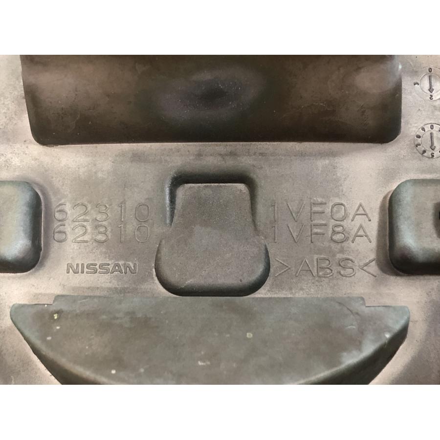 チャラ実ページです。 Amazon | 日産 純正 ティーダラティオ C11系 《 SJC11 》 フロント