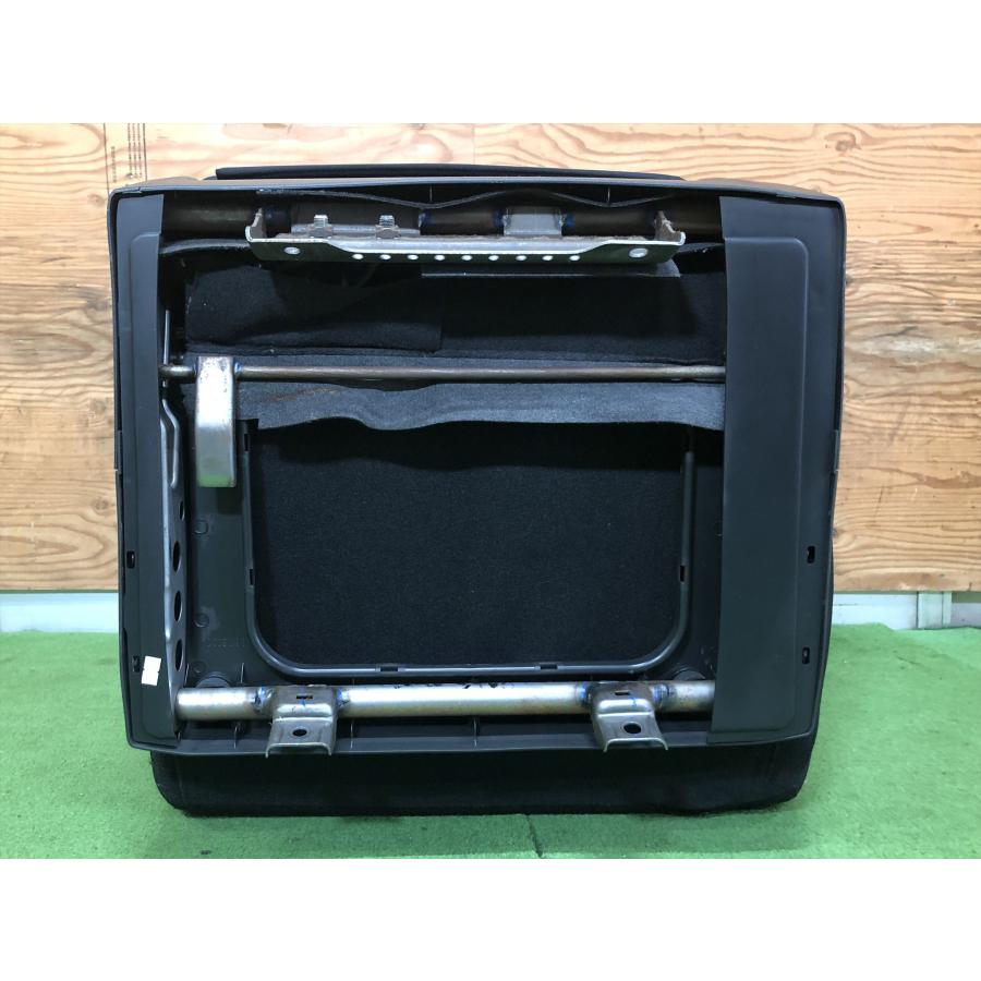 日産☆セレナ ハイウェイスター FC26 純正 右 セカンドシート : 株式