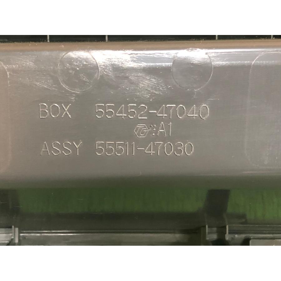 トヨタ☆プリウス ZVW30 純正 グローブボックス 上下セット 55452