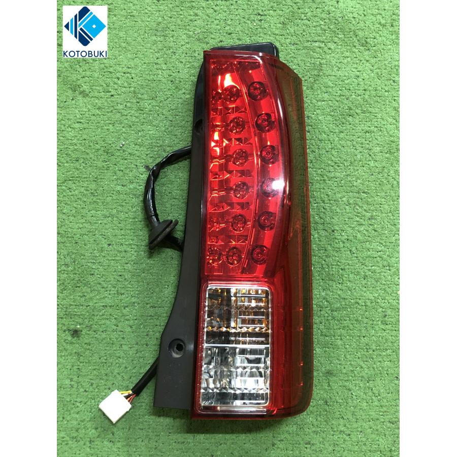 日産☆オッティ H92W 純正 右テールライト 8331A048 : 株式会社