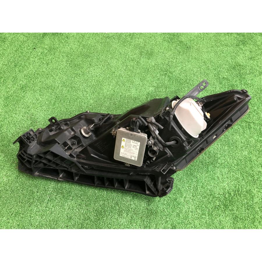 ホンダ☆フリード GB3 純正 HID 右ヘッドライト KOITO 100-22838