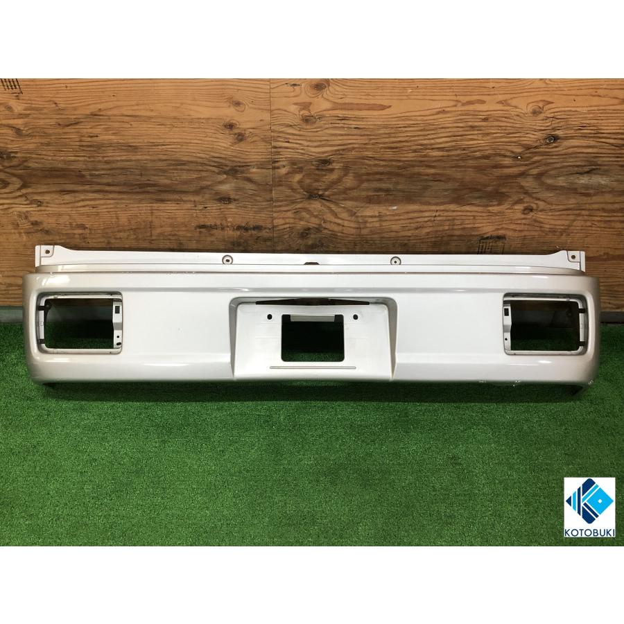 スズキ☆エブリィ DA17V 純正 リアバンパー シルキー