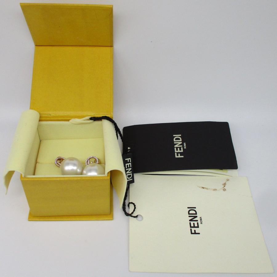 □フェンディ□F IS FENDI エフイズフェンディ パール調ピアス□8AG858