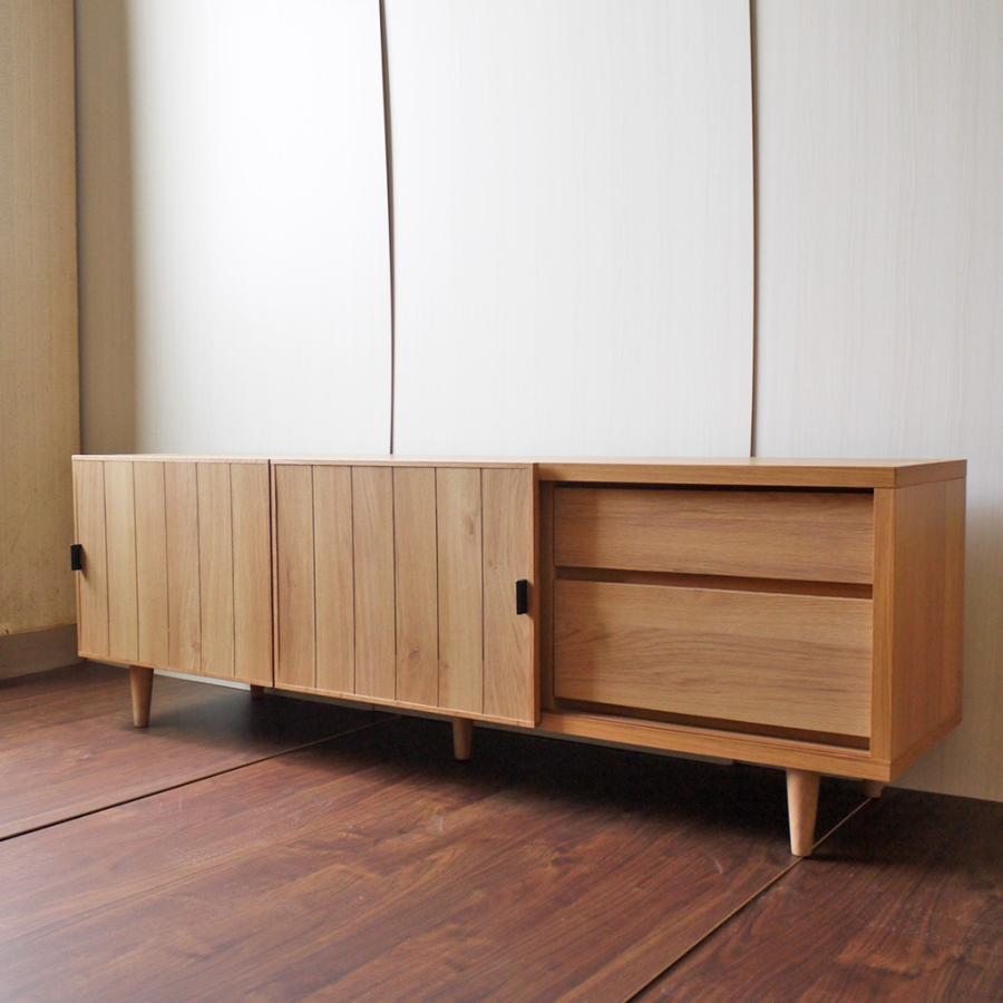 ナチュラルなテレビボード 150 / 引き戸のテレビ台 北欧 ナチュラルなテレビボード 150 / 引き戸のテレビ台 北欧