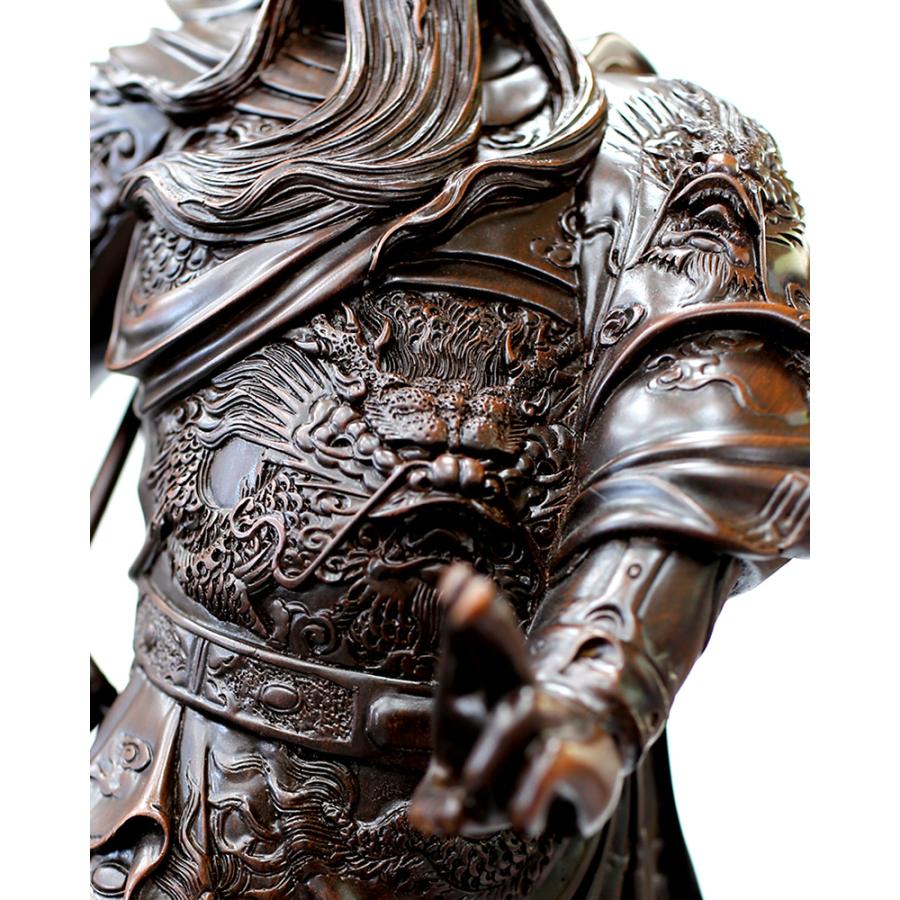 送料無料 】置物 樹脂製 彫刻風 関羽 三国志 縁起物 風水 風水アイテム