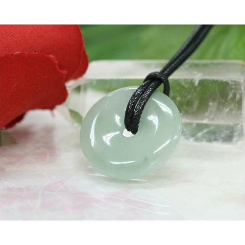 ペンダント ネックレス 革ひも付 翡翠 ひすい ヒスイ ジェード ピー
