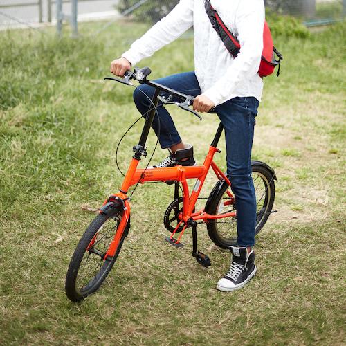 トラスコ TRUSCO 災害時用ノーパンク自転車 ハザードランナー 26インチ