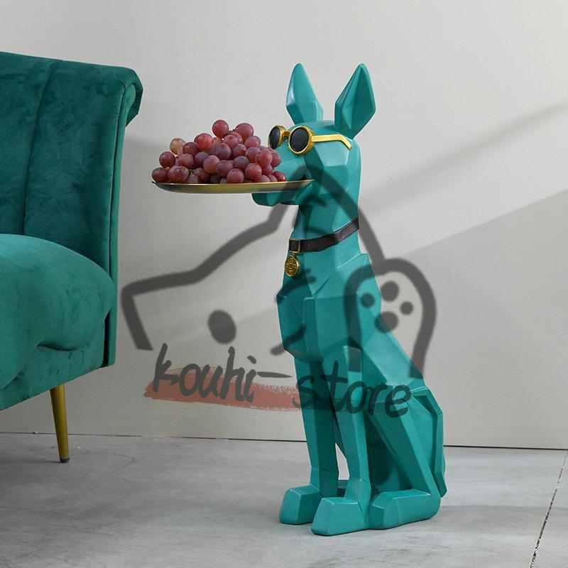 トレイを咥えた ドーベルマン 装飾 オブジェ 置物 犬 かわいい 雑貨