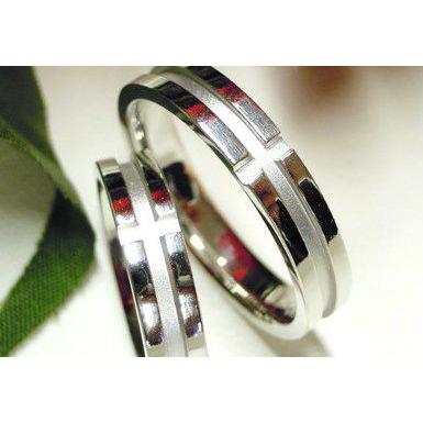 超特盛ミラクルプライス 鍛造 結婚指輪 プラチナ pt900 マリッジリング ペア 結婚リング クロス 十字架 デザイン 平打ち ペアリング 3.5mm つや消し 光沢 コンビ 【YWU3619584258】(128800円)