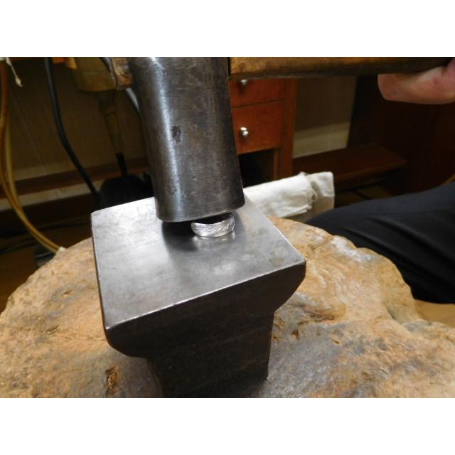 鍛造 結婚指輪 プラチナ pt900 マリッジリング 結婚リング ひねり ねじり インフィニティ 2.9mm ペアリング 光沢 つや消し コンビネーション |  | 07