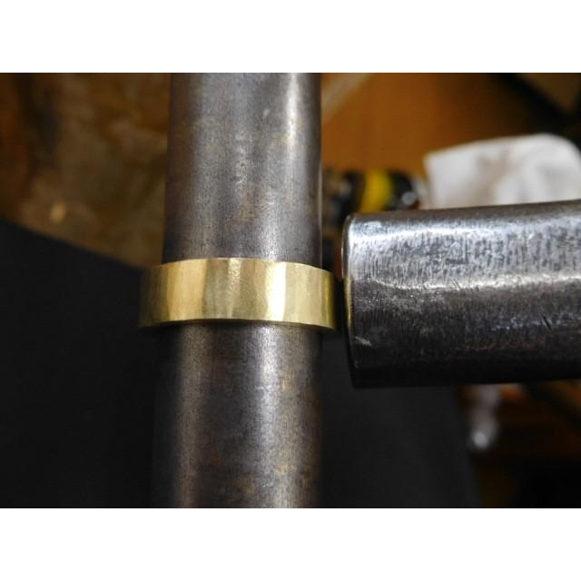 鍛造 結婚指輪 ゴールド 18k 18金 k18 マリッジリング ペア 結婚リング 槌目 太め 太い 甲丸 平甲丸 ペアリング メンズ 6.5mm レディース 4.5mm |  | 12