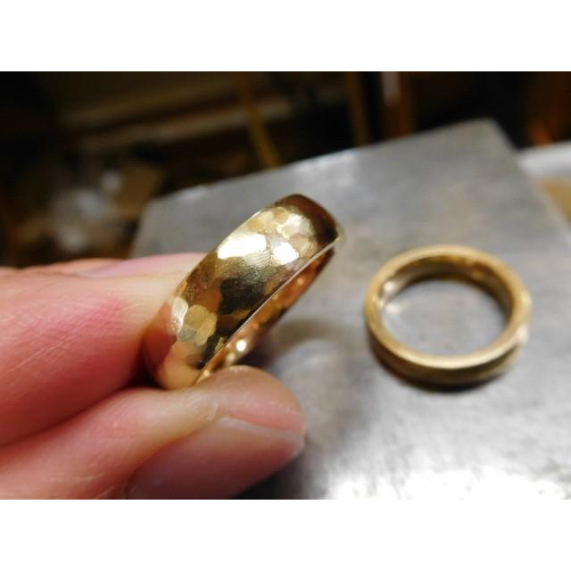 鍛造 結婚指輪 ゴールド 18k 18金 k18 マリッジリング ペア 結婚リング 槌目 太め 太い 甲丸 平甲丸 ペアリング メンズ 6.5mm レディース 4.5mm |  | 05