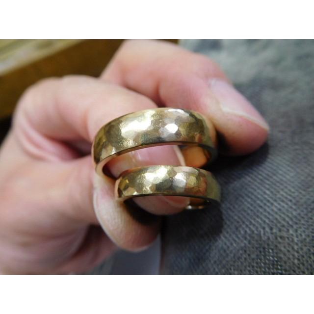 鍛造 結婚指輪 ゴールド 18k 18金 k18 マリッジリング ペア 結婚リング 槌目 太め 太い 甲丸 平甲丸 ペアリング メンズ 6.5mm レディース 4.5mm |  | 08