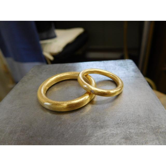 純金 結婚指輪 鍛造 ブランド 値段 安い 24k 24金 k24 ペアリング 