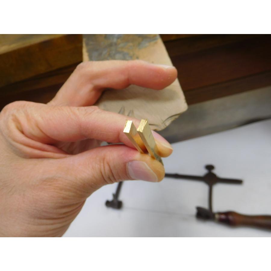 純金 結婚指輪 鍛造 ブランド 値段 安い 24k 24金 k24 マリッジリング ペア ペアリング シンプル 平甲丸 荒仕上げ 男性 メンズ 4mm 女性 レディース 3.5mm |  | 18