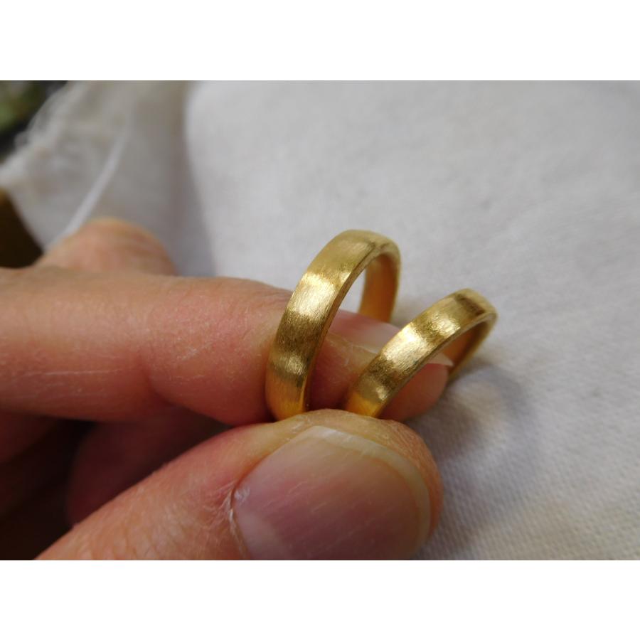 純金 結婚指輪 鍛造 ブランド 値段 安い 24k 24金 k24 マリッジリング ペア ペアリング シンプル 平甲丸 荒仕上げ 男性 メンズ 4mm 女性 レディース 3.5mm |  | 03