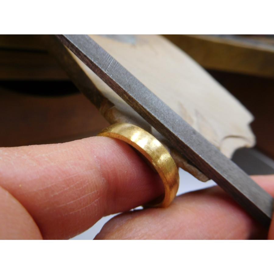 純金 結婚指輪 鍛造 ブランド 値段 安い 24k 24金 k24 マリッジリング ペア ペアリング シンプル 平甲丸 荒仕上げ 男性 メンズ 4mm 女性 レディース 3.5mm |  | 06