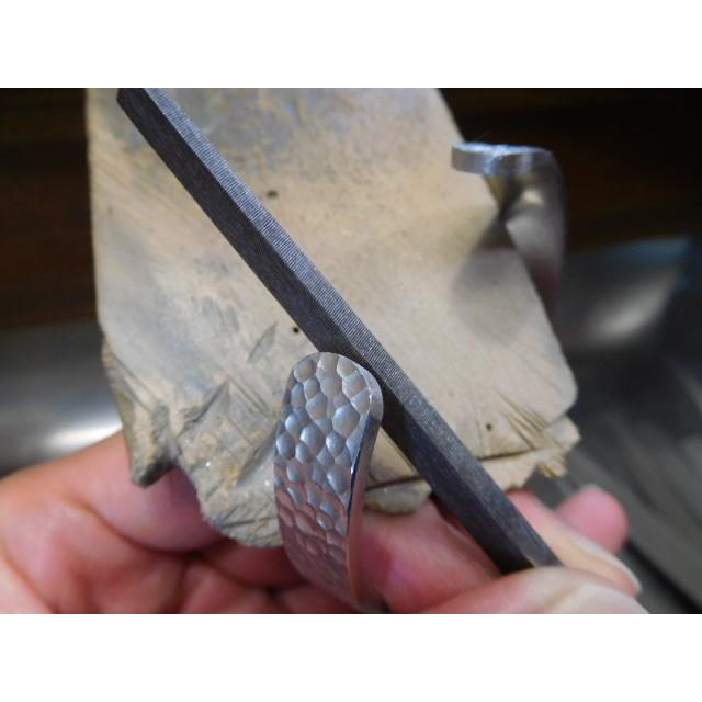 鍛造 バングル ブレスレット プラチナ pt900 太め 太い 槌目 槌目加工 槌目模様 10mm つや消し マット デザイン メンズ レディース |  | 08